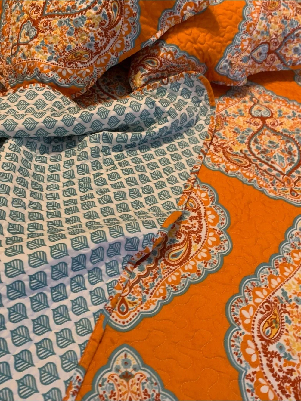 Orange Boho Paisley Quilted Bedspread reversible Teal Blue accents 2 shams King
